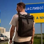 Виїзд чоловіків за кордон з 1 вересня: хто має право та які документи потрібні