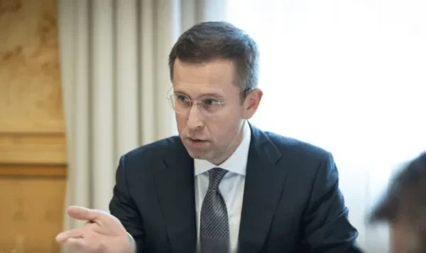 Кабмін запроваджує жорстку економію: 70 млрд грн спрямують на оборону
